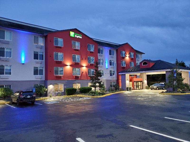 Holiday Inn Express & Suites Lincoln City By Ihg Exterior foto